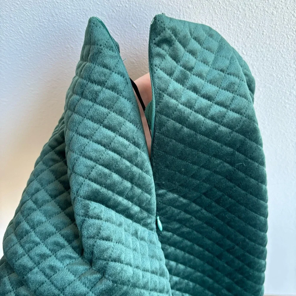 Shein | Emerald Green Quilted Velvet Skirt